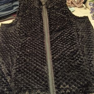 Reversible Black Sleeveless Vest
